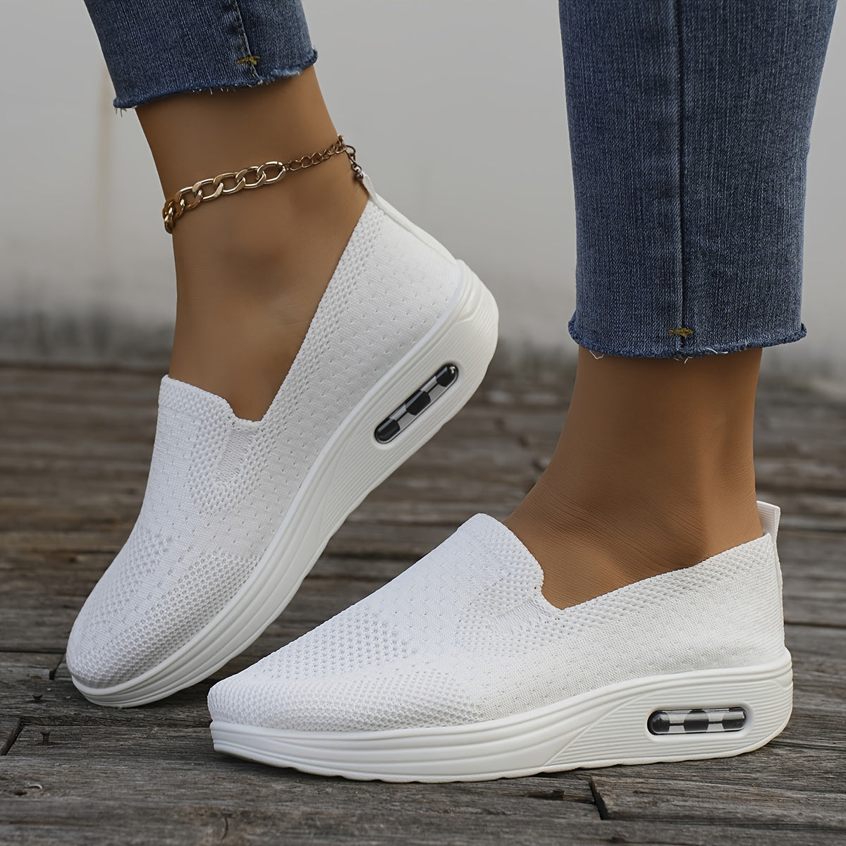 Women's Breathable Knitted Sports Shoes, Casual Women's Shoes, New Style Thick Sole Heightening Women's Small Fragrance Wind Single Shoes
