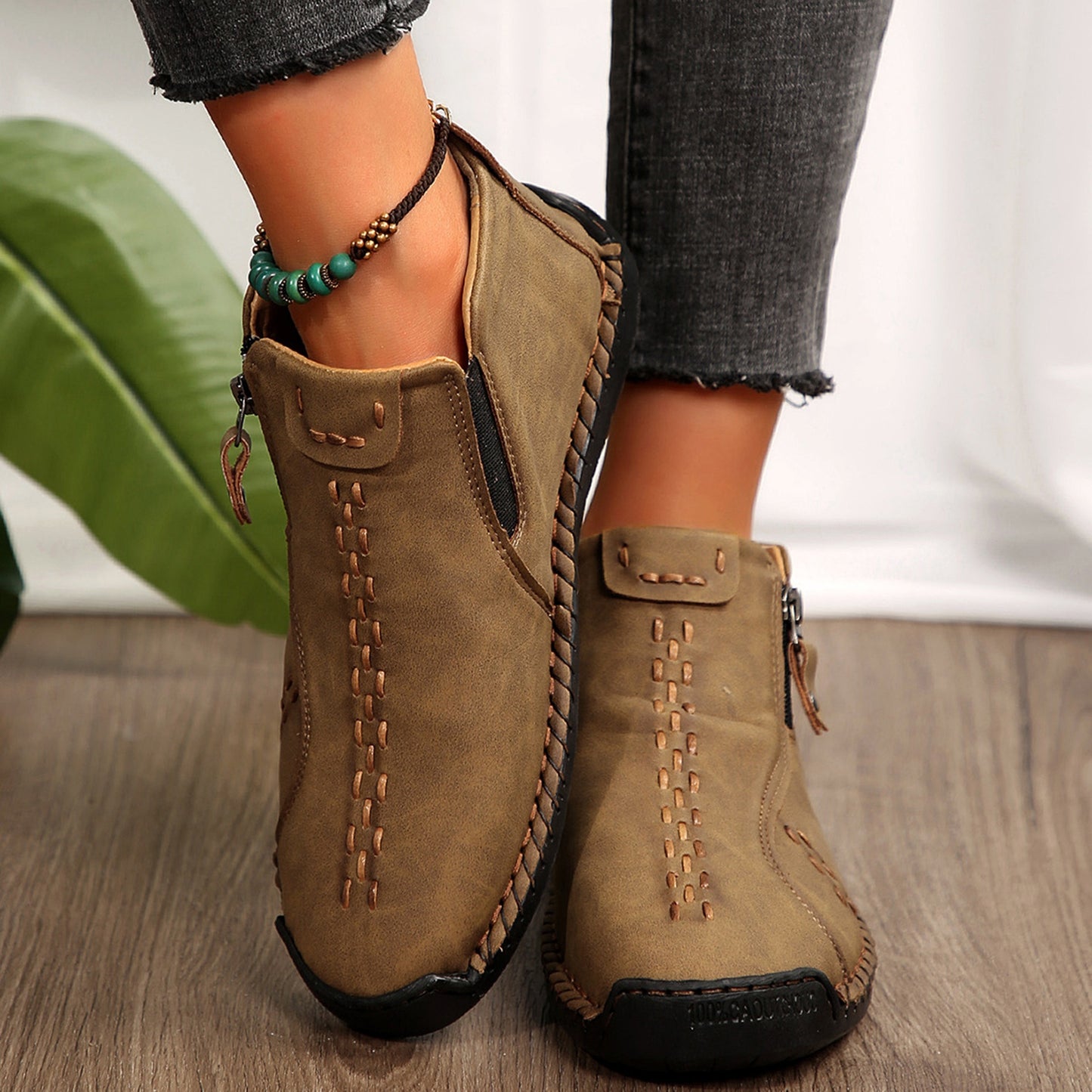 Women's Hand Sewn Boots Fashion Vintage Women's Shoes