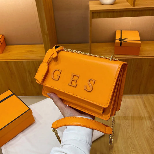 High Quality Retro Women's Handbag with Luxurious Lining, Durable and Fashionable Shoulder Bag, Atmospheric Makeup Bag Brand
