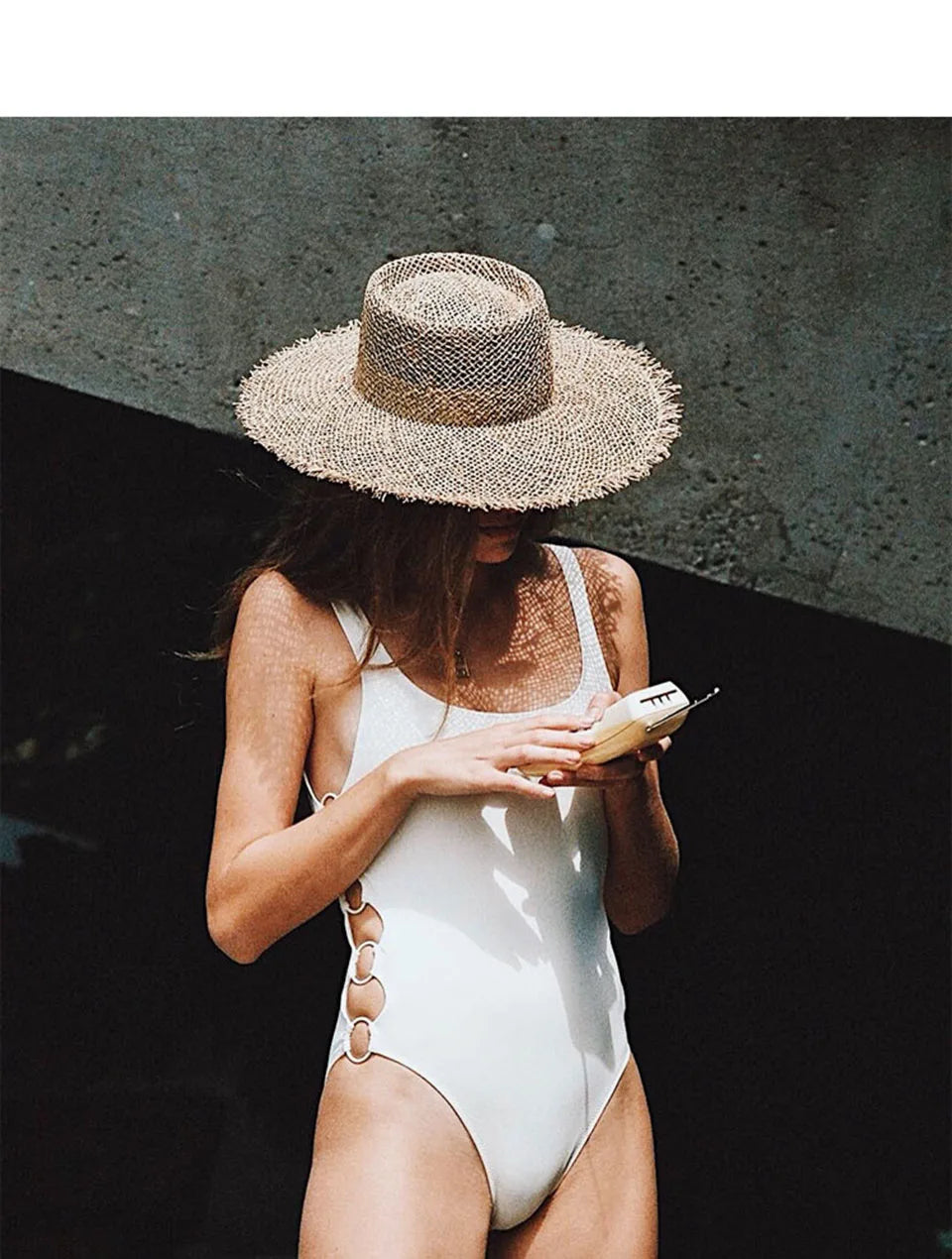 Summer hats for women Retro flat hat brim hand-made Hollow design raffia straw hat ladies outdoor sun protection beach straw hat