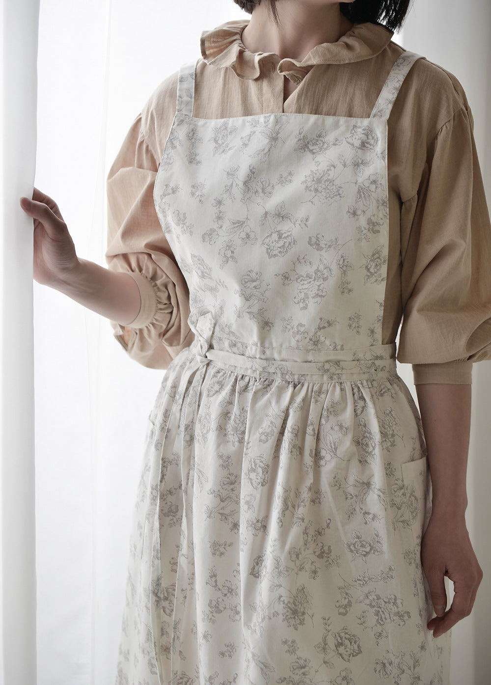 Kitchen Apron Gown Hairdresser Kitchen Accessories Restaurant Hero Apron Chef Apron Kitchen Florist Overalls Cook Apron