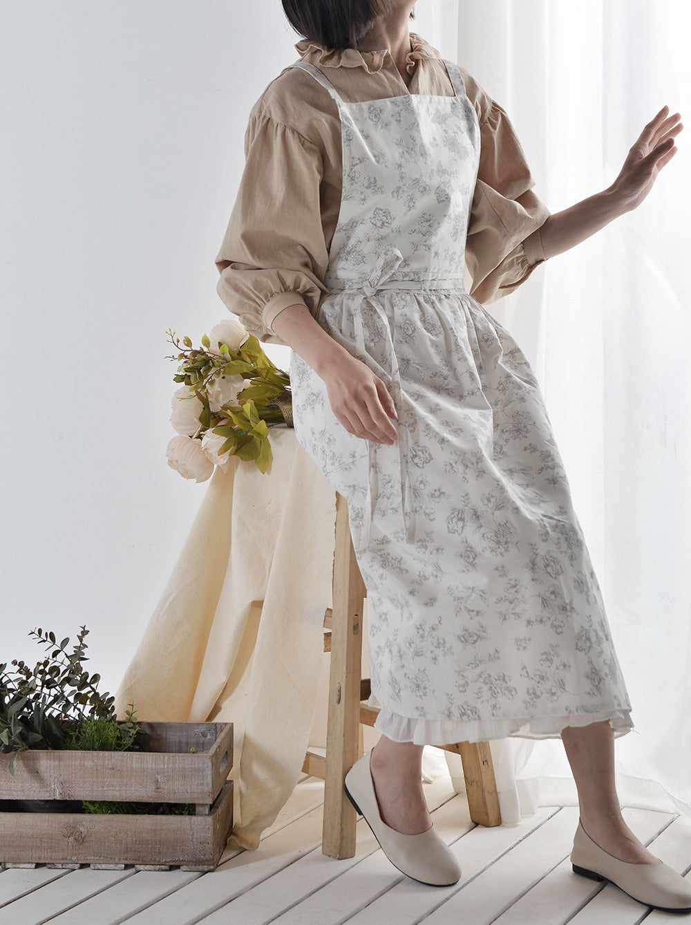 Kitchen Apron Gown Hairdresser Kitchen Accessories Restaurant Hero Apron Chef Apron Kitchen Florist Overalls Cook Apron