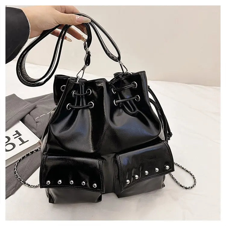 Women's Hand Bag With Elegant Classic Style And Premium Leather Featuring Trendy Design For Commute