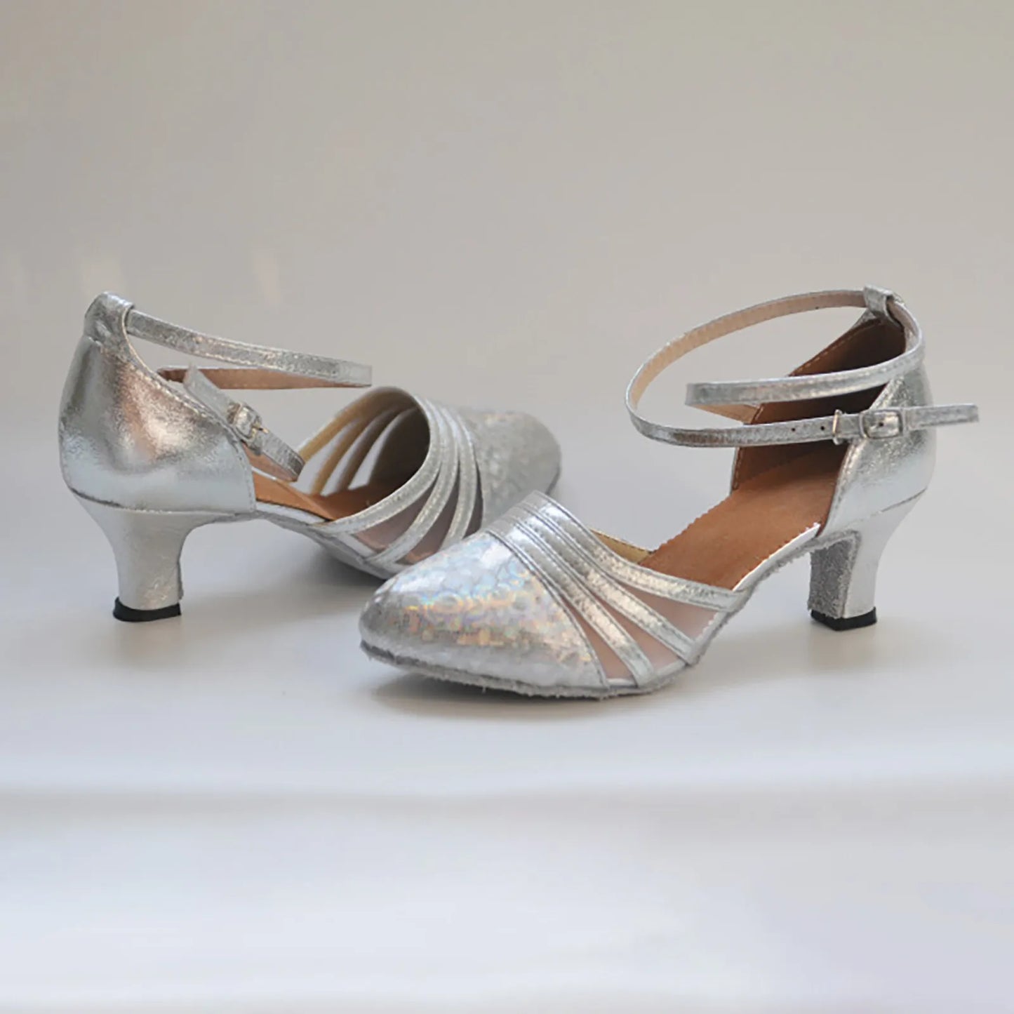 Fashion Latin Dancing Shoes Women Soft Rubber Sole Closed Toe Modern Tango Ballroom Party Lady Sequins Latin Dance Shoes