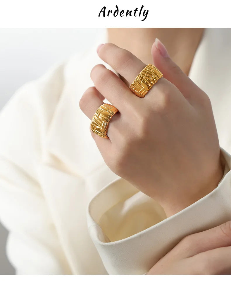 Modern Stainless Steel Round Ring for women PunkIrregular Ring 18K Gold Plated Jewelry Female Luxury Accessory Wholesale