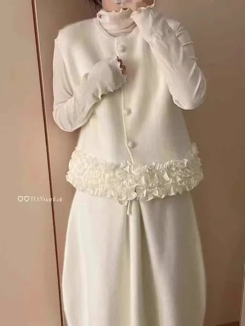 Sweater Vest 2025 Winter New Korean Temperament Splicing Lace Thickened Women's Winter Sweatshirt