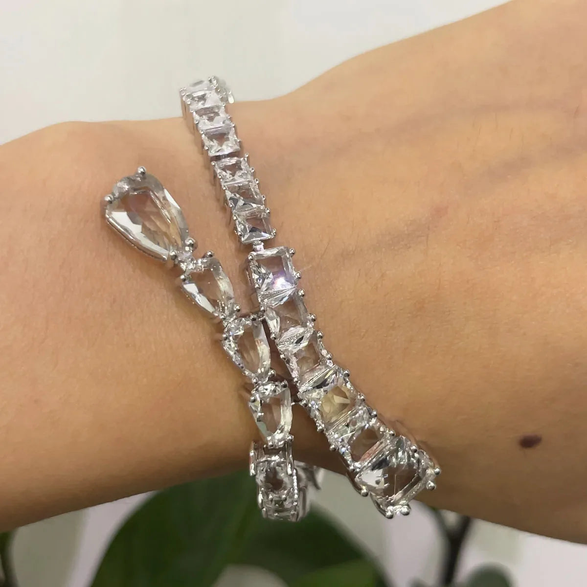Bracelet High Quality New Sales Trend Jewelry Original Luxury Brand Shiny Cut Christmas Birthday Party Engagement Gift for Women