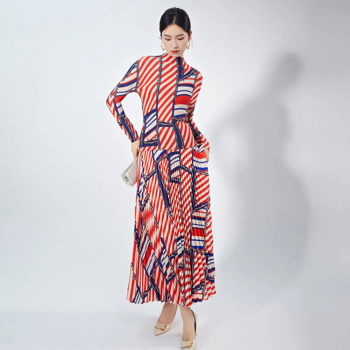 Elegant Women's Two-Piece Dress Set Pleated Striped Long-Sleeved Turtleneck Skirt Ankle Length Woven Fabric Anti-Static