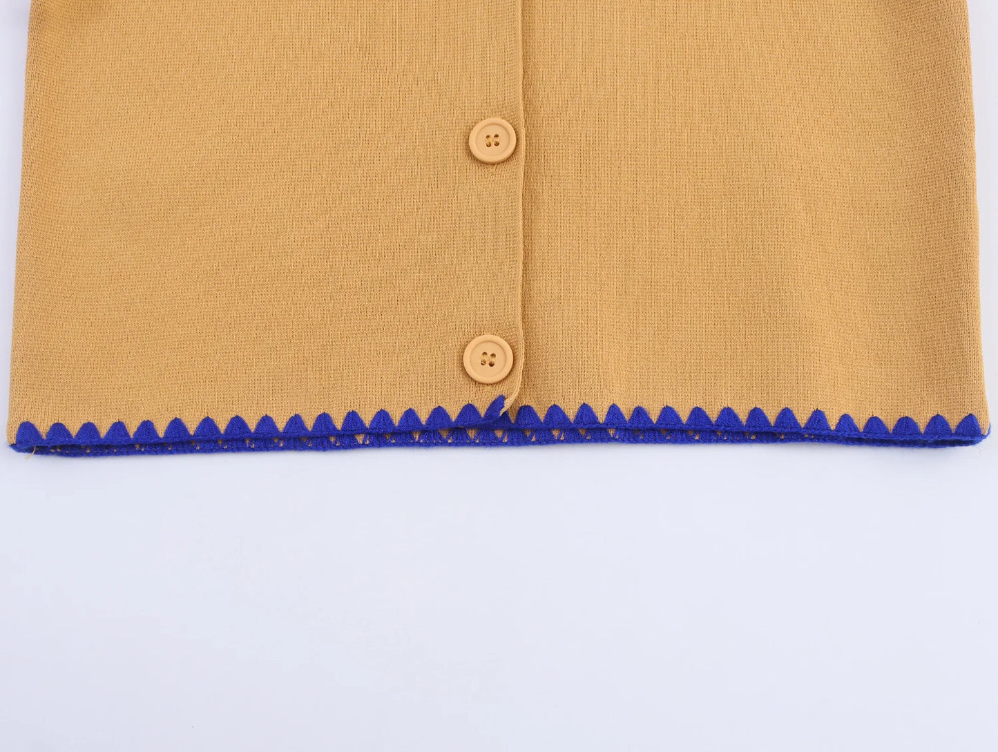 Sweater Jacket Autumn Women's 2025 New Embroidery Elegant Slim Long Sleeve Women Sweater Cardigan Chic Young Joker Knit Sweater