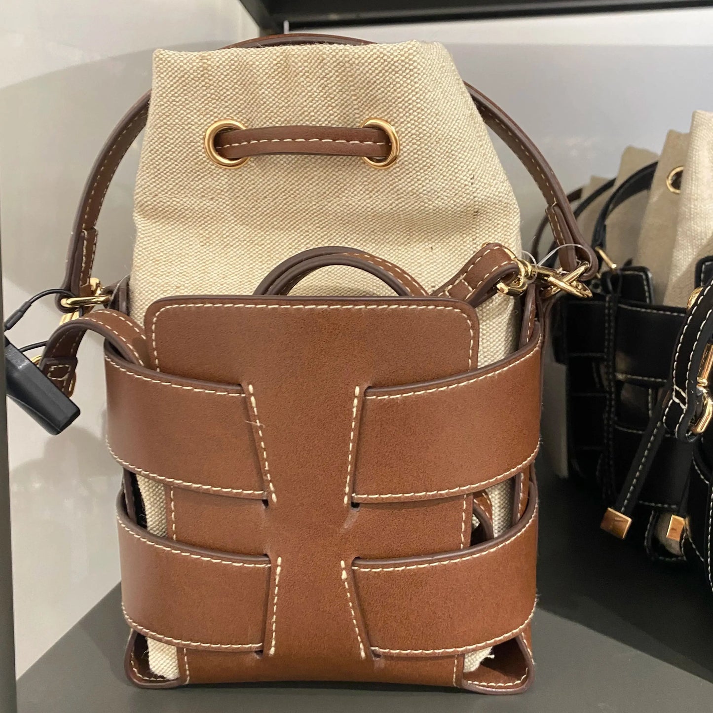 Fashionable Crossbody Bucket Bag, Luxury Design Hollow Out Handbags, Women's Leisure Outdoor Small Shoulder Handbags