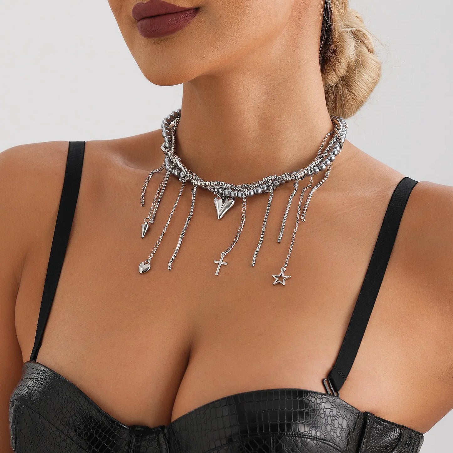 Y2K Heart Beaded Necklace Women Boho Irregular Crystal Class Gravel Clavicle Chain Cool Y2K Choker Exquisite Fashion Jewelry
