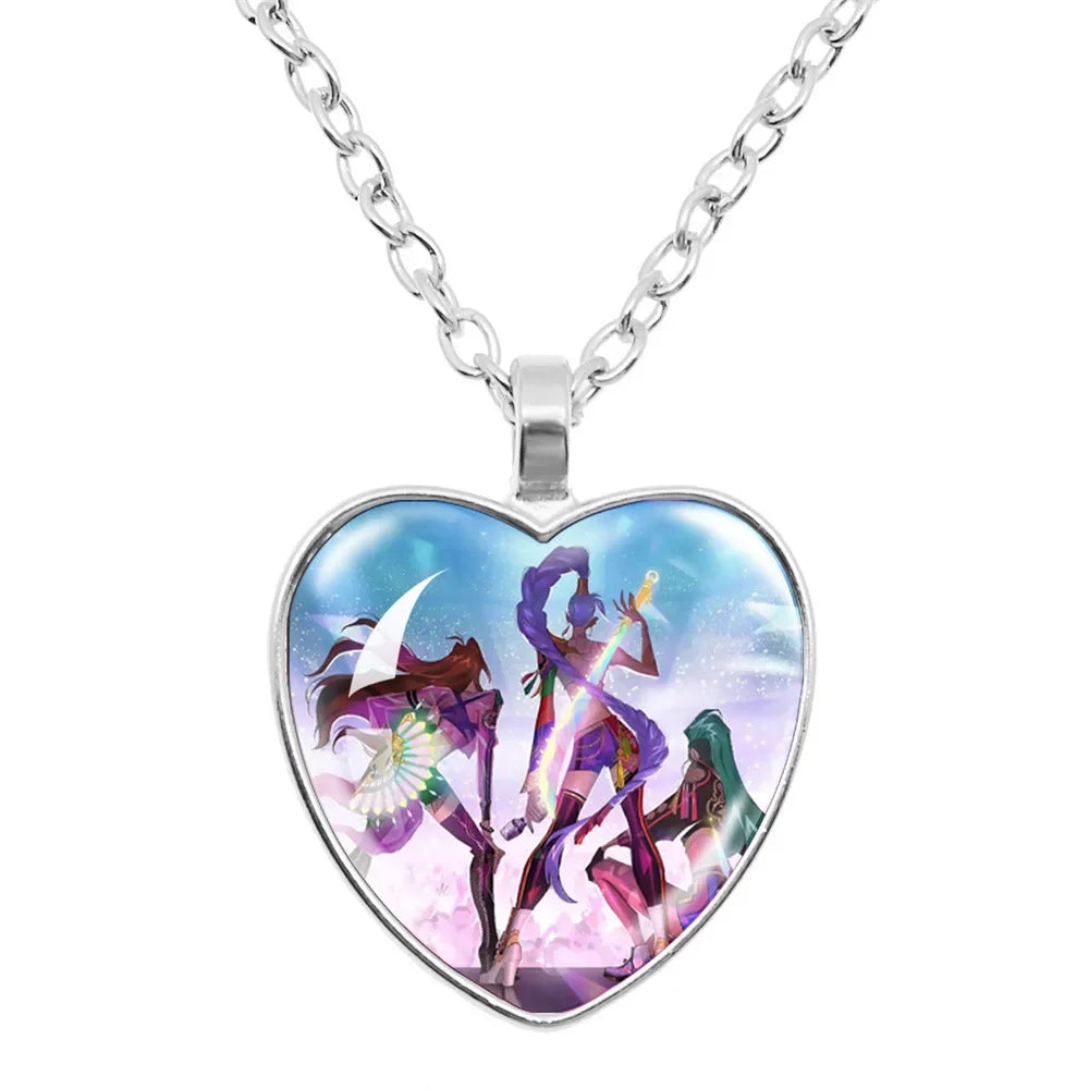 Children's necklace accessories, girls' necklace, little girls wearing jewelry, children's pendant accessories