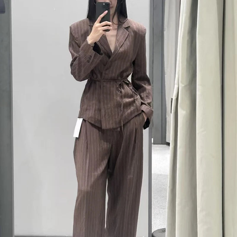 Women's Suit 2025 New Fashion Autumn Striped Shoulder Pads Belt Blazer and Pleated Pants Suit for Women Casual Chic Ladies Set