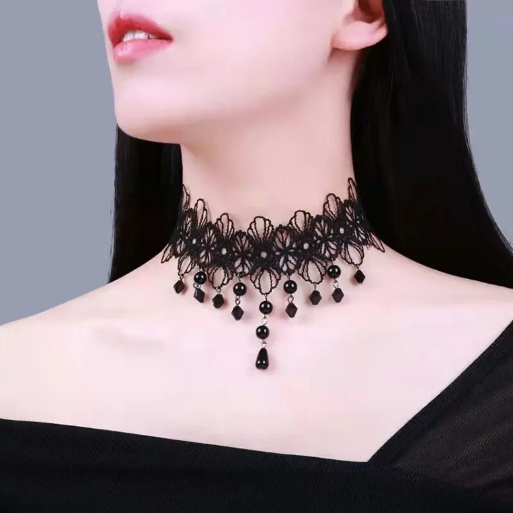Sexy Black Lace Necklace Vintage Gothic Necklace Steampunk Style Beads Pendant Exquisite Women Choker Fashion Jewelry