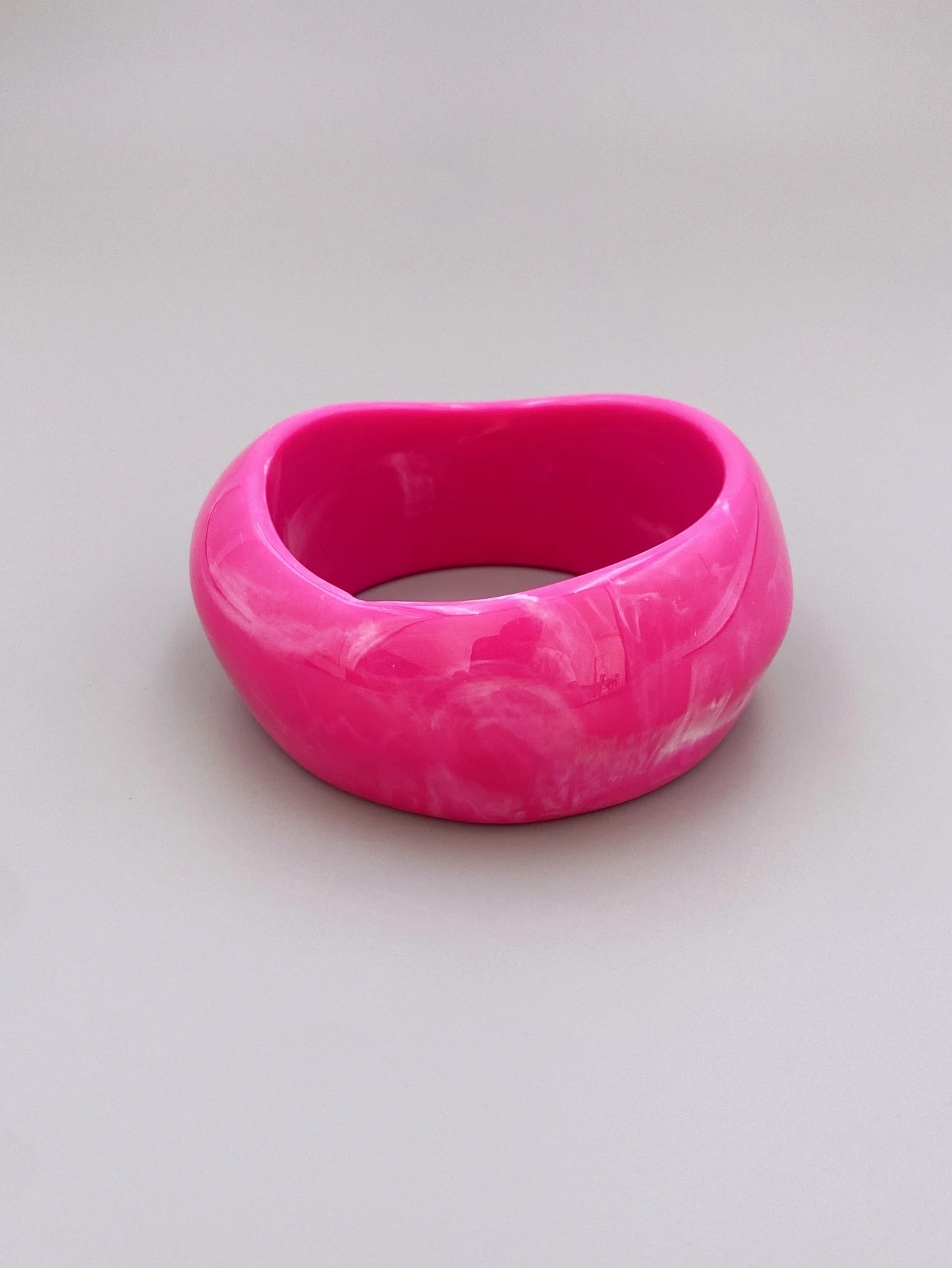 Colorful Acrylic Bangle Bracelet, Vibrant and Elegant Jewelry for Women