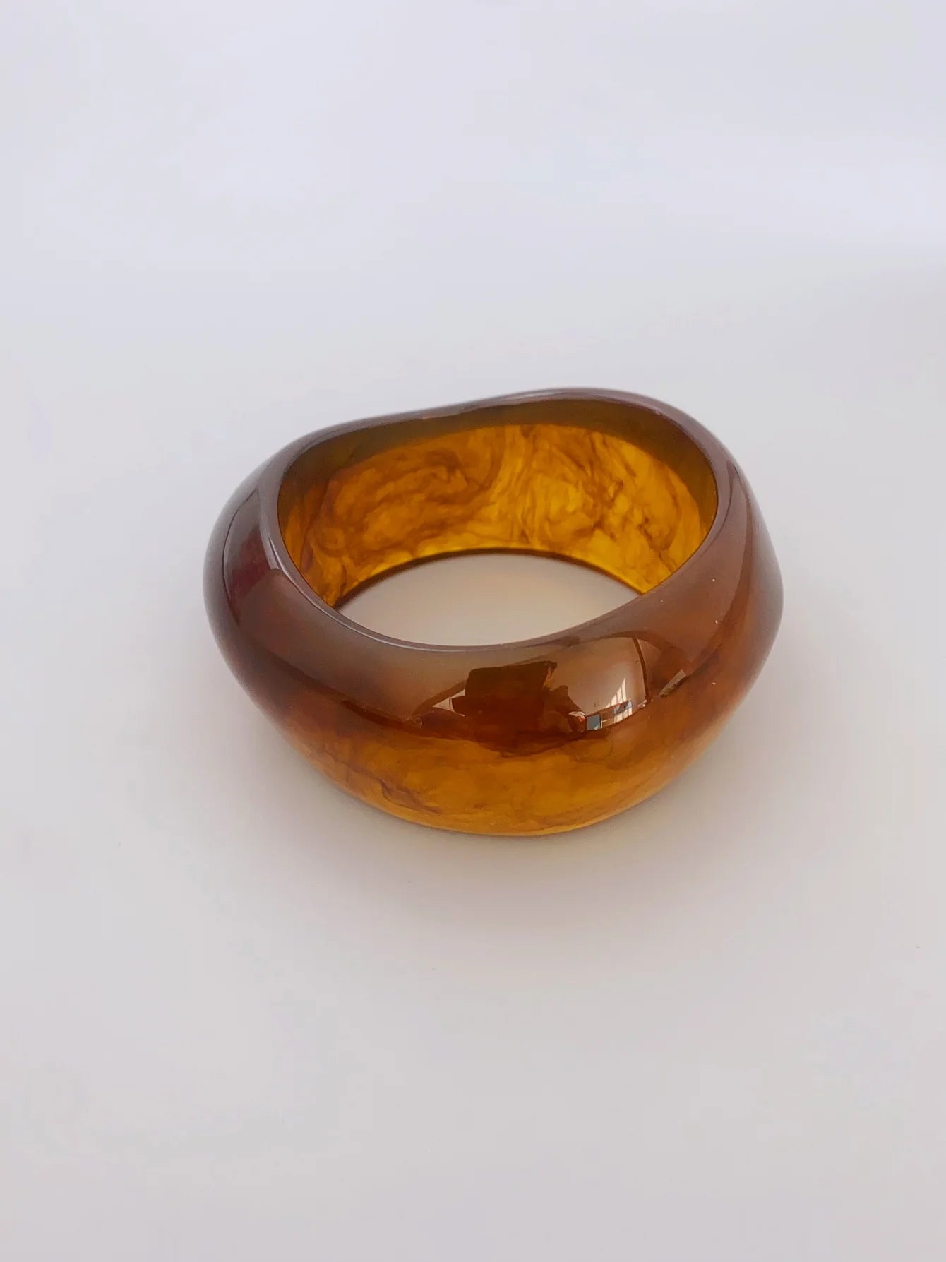 Colorful Acrylic Bangle Bracelet, Vibrant and Elegant Jewelry for Women