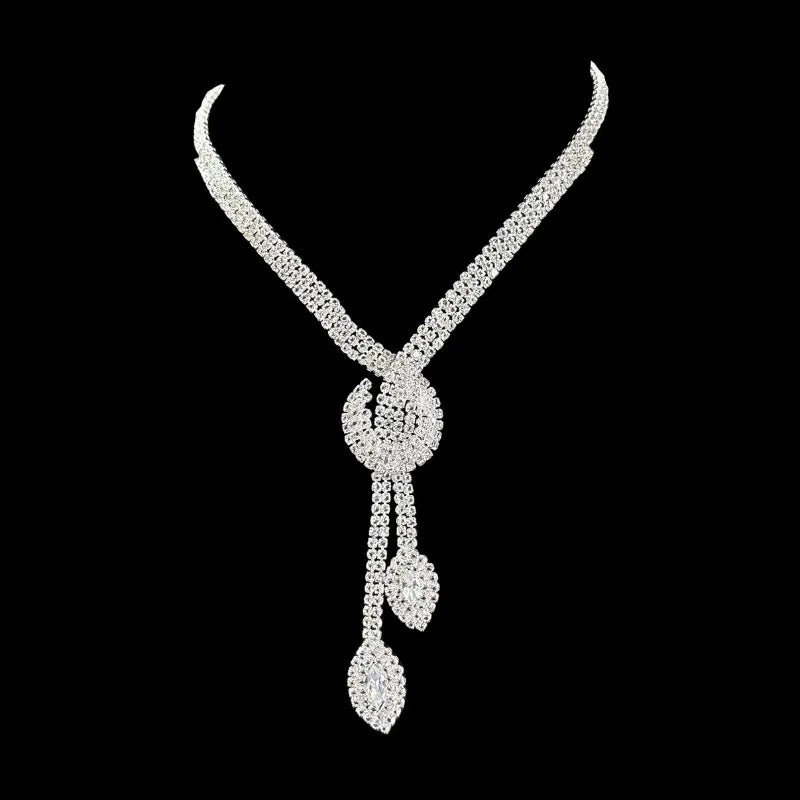 Two-piece set of women's earrings and necklace, fashionable, luxurious, and sparkling jewelry, perfect for holiday gifts