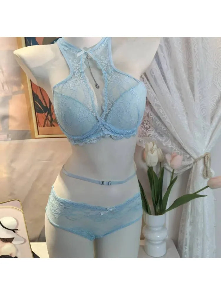 Comfortable Strapless Bra for Women French Design Neckline Support Push Up Padded Short Bra Everyday Wear Lace Trimmed MOYISU