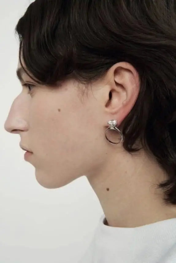 Luxury Yet Stylish Jewelry with A Design Sense Ring and Earrings A Dual-purpose Jewelry That Can Be Used As Earrings or Rings