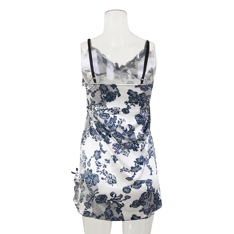 Women Sexy Lace V-neck Sleepwear Suspenders Nightdresses Female Sleeveless Nightwear Sleep Nightdress For Ladies