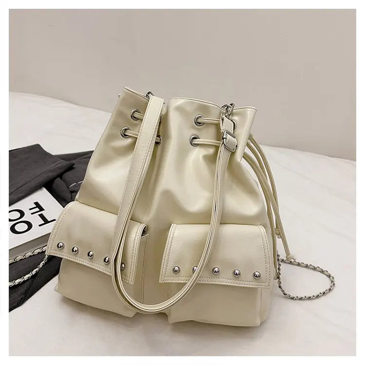 Women's Hand Bag With Elegant Classic Style And Premium Leather Featuring Trendy Design For Commute