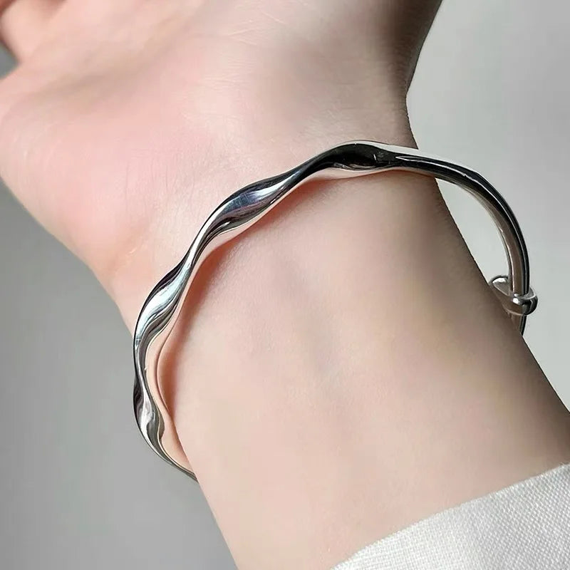 Luxury Sliver Bangles for Women Mobius Twisted Bangles Simple Bangle Wedding Party Jewelry Accessories Браслеты На Руку Женские