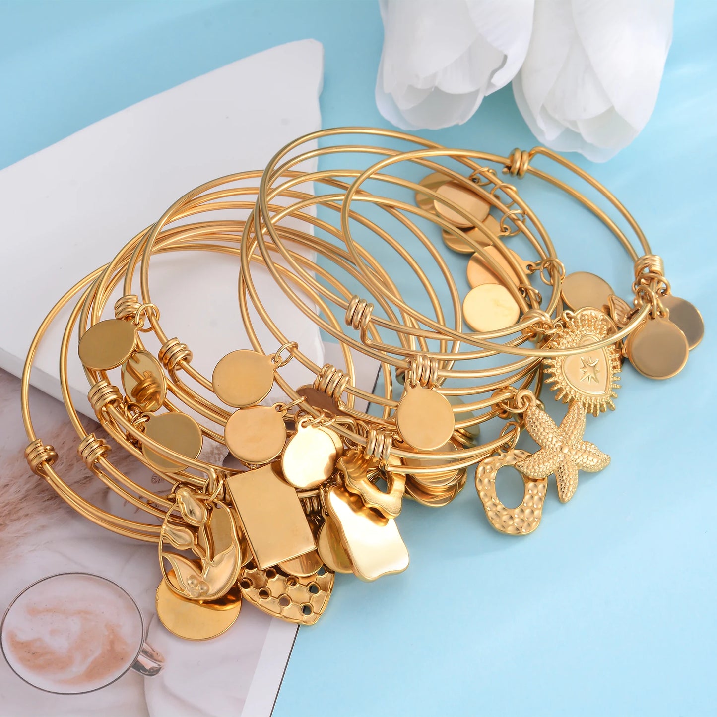 Bangles for Women Personalized Custom Carving 1-3 Names Round Pendant Stainless Steel Friendship Bracelet Jewelry Gift Dropship