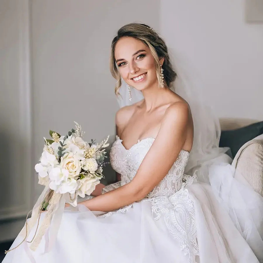 Elegant Artificial Rose Bouquet for Bride Bridesmaid Chic Realistic Everlasting Wedding Flowers Used As A Bridal Bridesmaid 