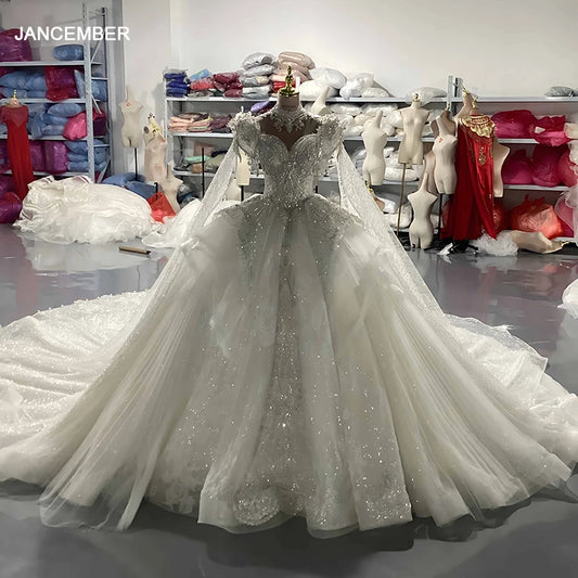 Vintage Wedding Dresses Princess Ball Gowns Beading Bridal Shinny Tulle Cape Sleeves Elegant Luxury Marriage Dress Customized