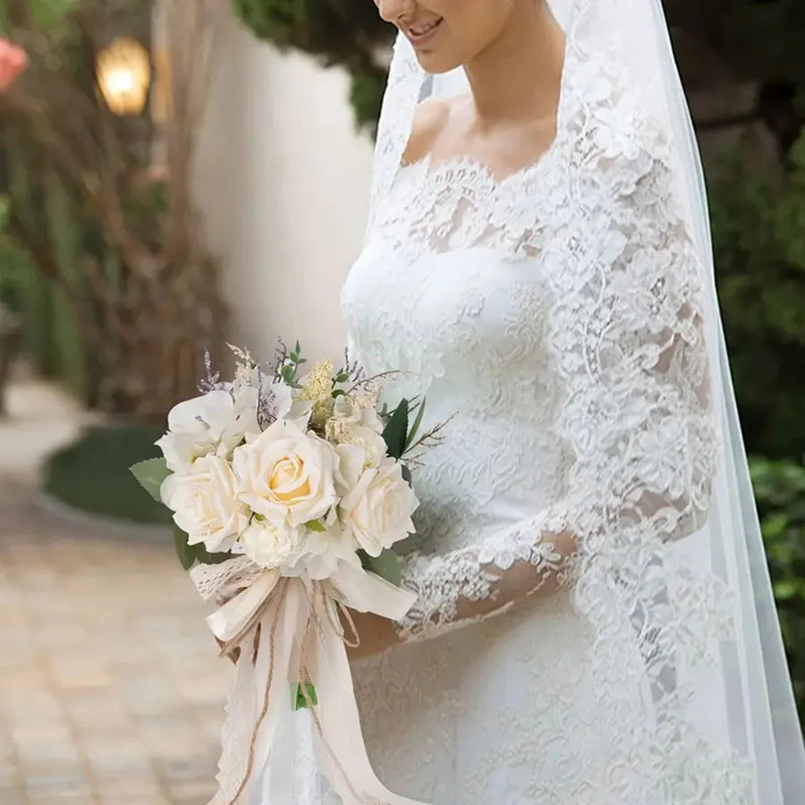 Elegant Artificial Rose Bouquet for Bride Bridesmaid Chic Realistic Everlasting Wedding Flowers Used As A Bridal Bridesmaid 