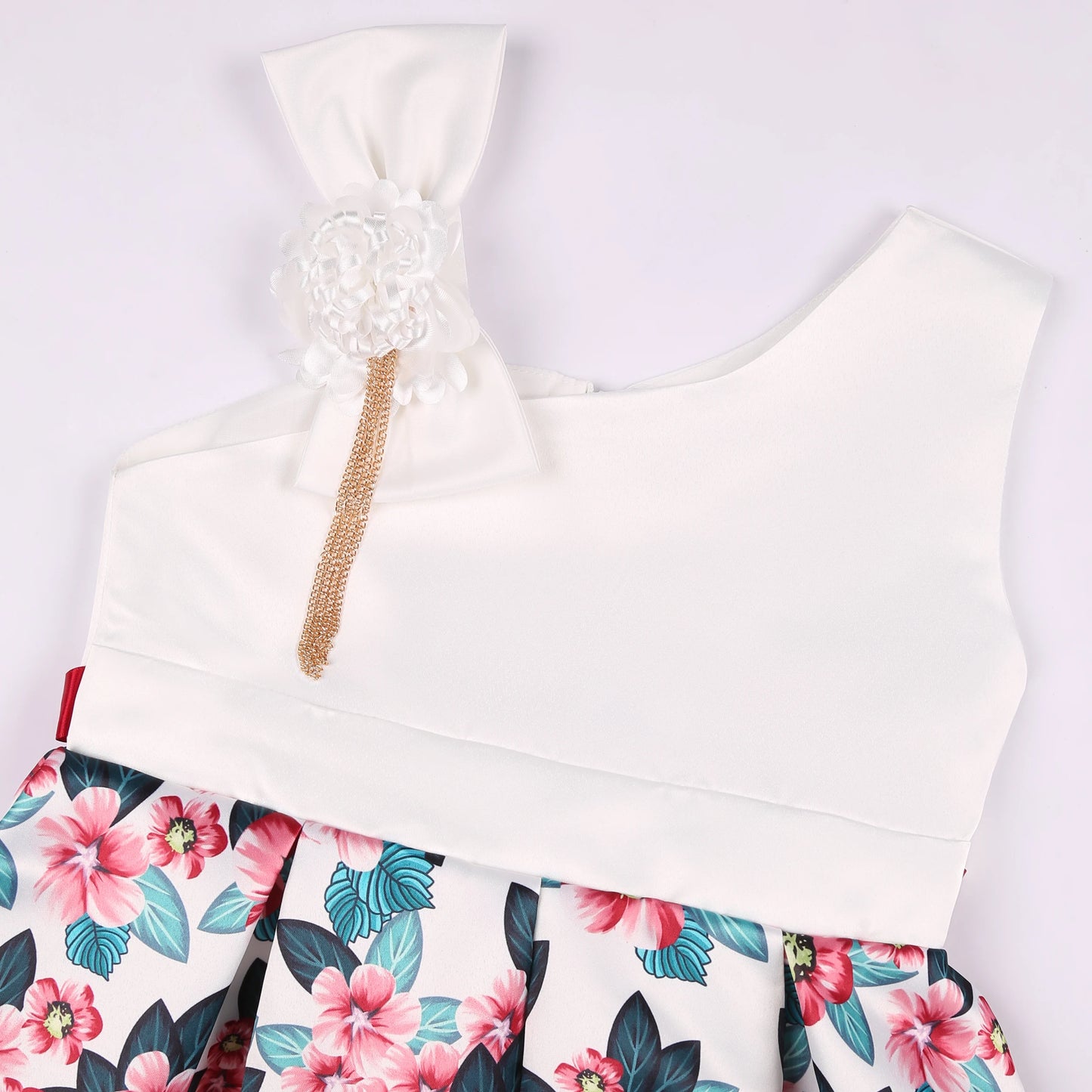 Fashionable floral off-the-shoulder dress, flower girl outfit, graduation dance dress, elegant evening gown, beauty pageant gown