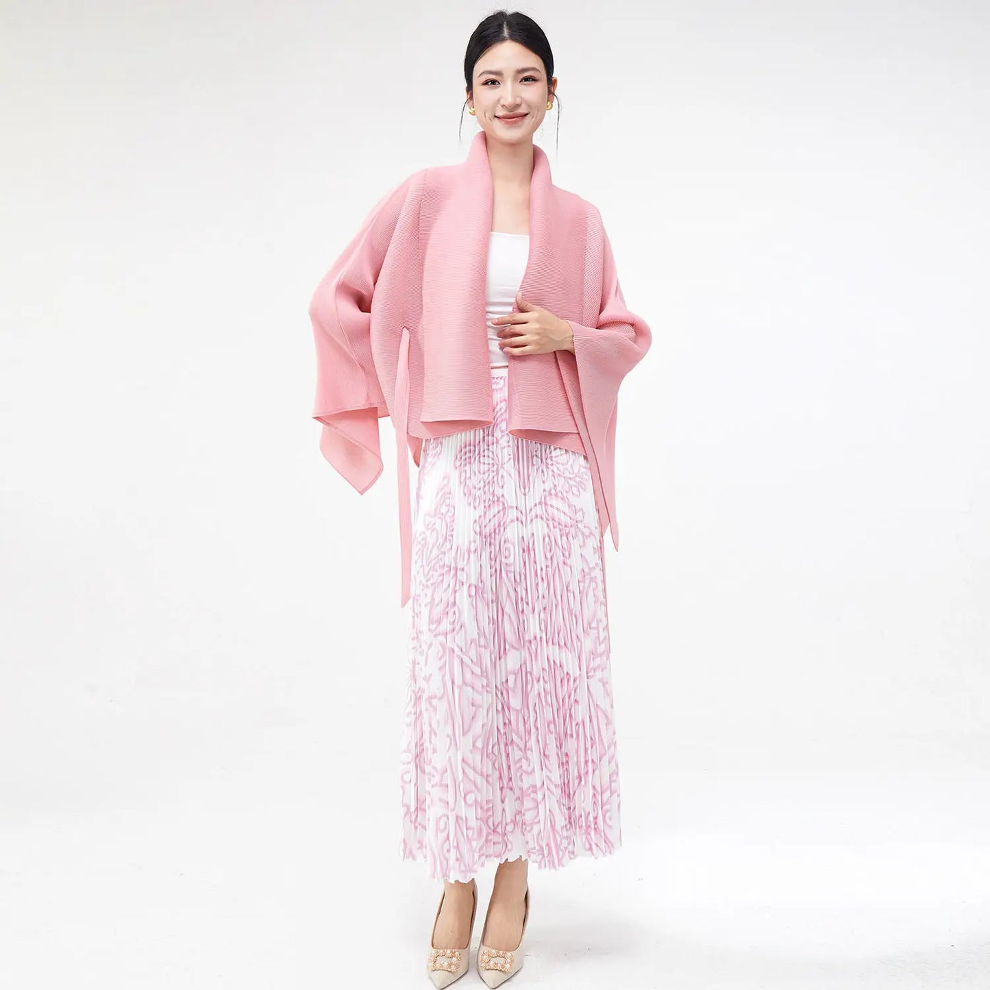 2025 Two piece women's elegant casual top and skirt Two piece women's pleated dress