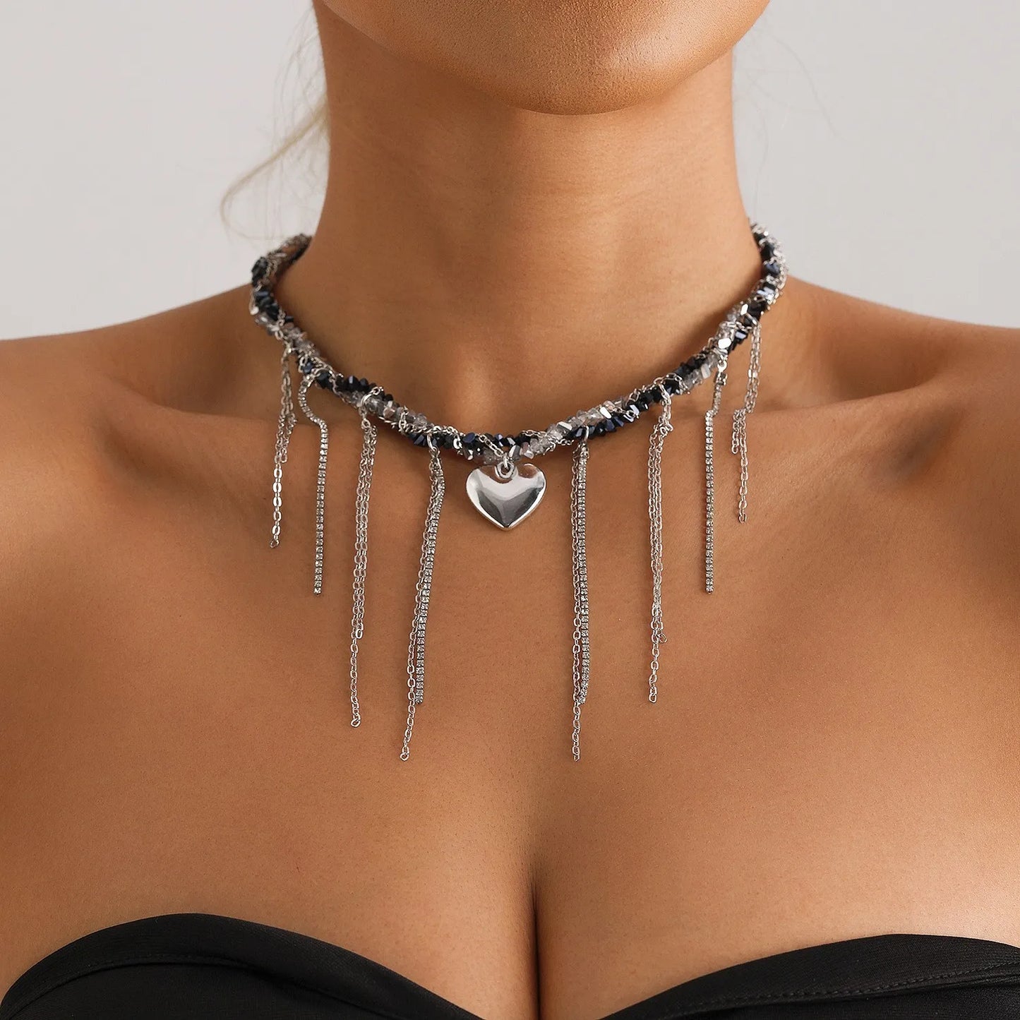 Y2K Heart Beaded Necklace Women Boho Irregular Crystal Class Gravel Clavicle Chain Cool Y2K Choker Exquisite Fashion Jewelry