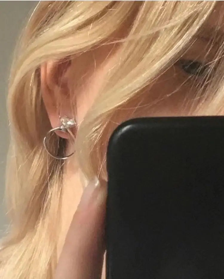 Luxury Yet Stylish Jewelry with A Design Sense Ring and Earrings A Dual-purpose Jewelry That Can Be Used As Earrings or Rings