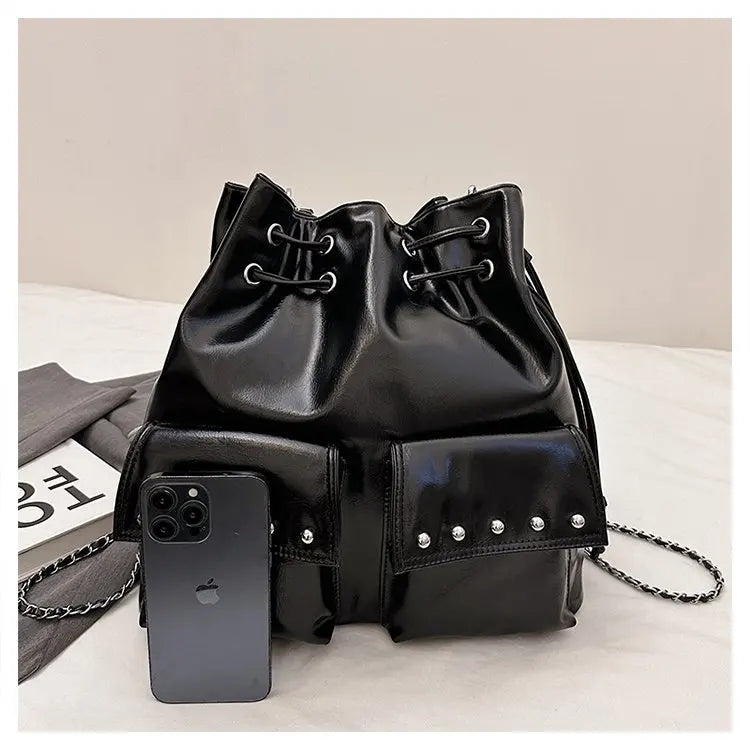 Women's Hand Bag With Elegant Classic Style And Premium Leather Featuring Trendy Design For Commute