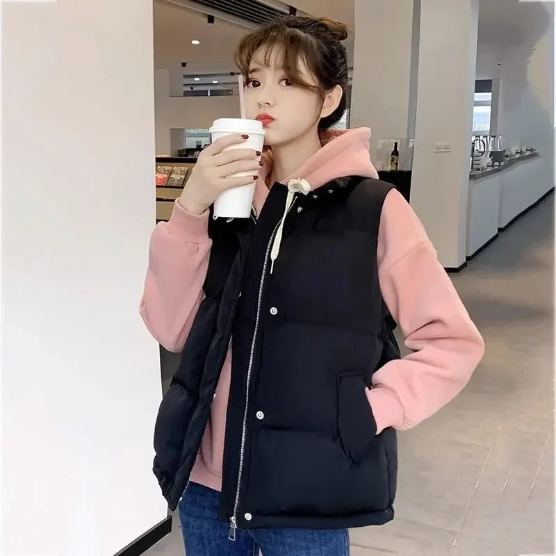 2024 Autumn/winter New Women's Outerwear Simple Shoulder Vest Versatile Half-polo/turtle Neck Sleeveless Horse Rider Vest Trendy
