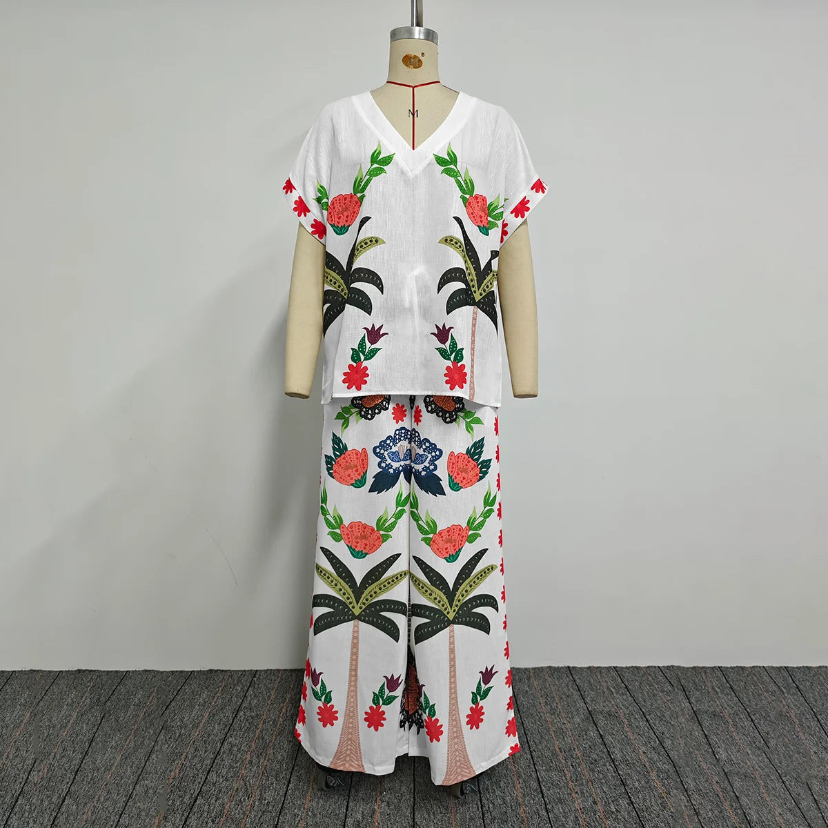 Women's Two-piece Set Tribal Style Printed V-Neck Blouses Casual Loose Drawstring Elasticity Pants Fashion Female Pants