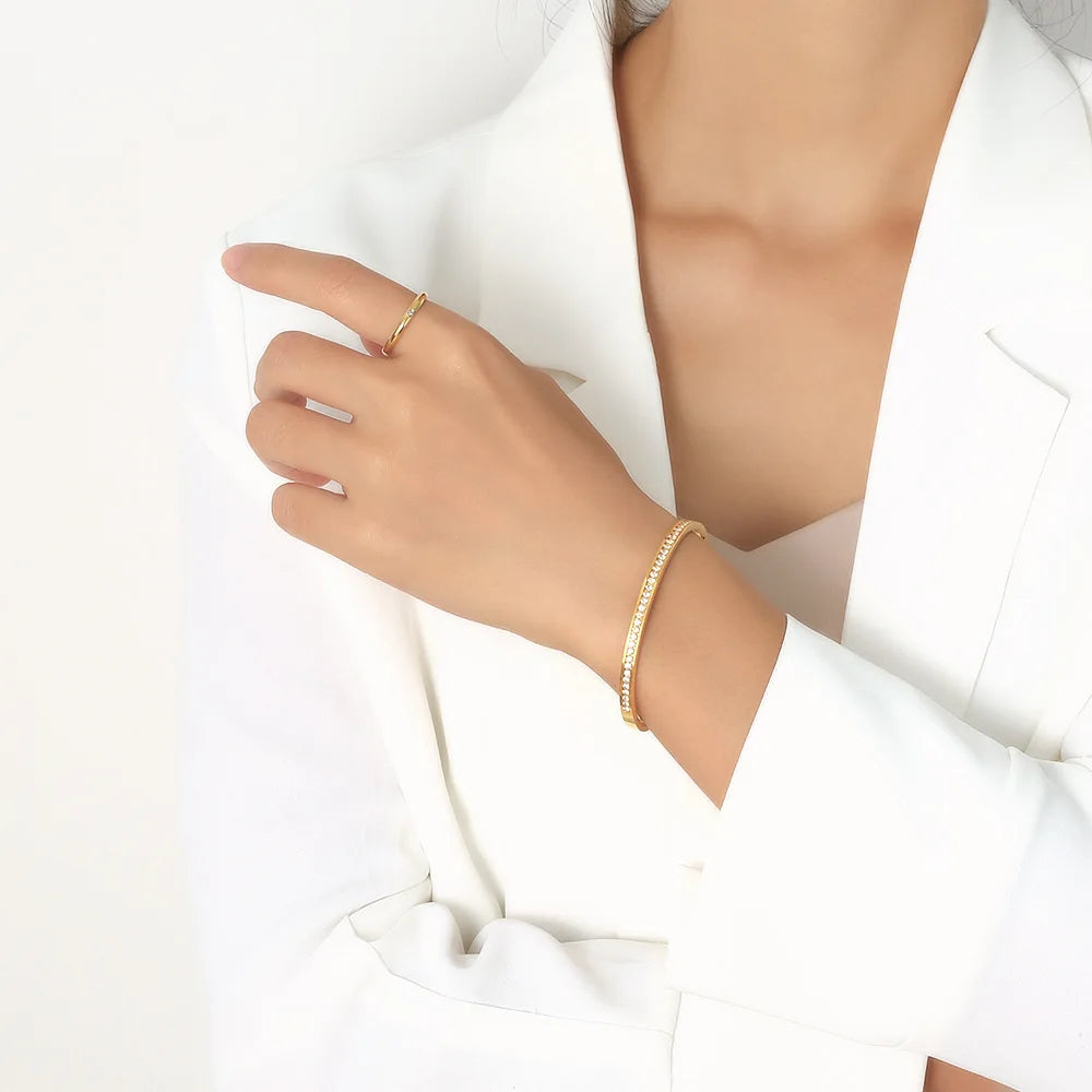 Fashion Bangles for Women Men Trendy Stainless Steel Metal Bracelets Punk Gold Color Bohemian Jewelry Accessories Gift Wholesale
