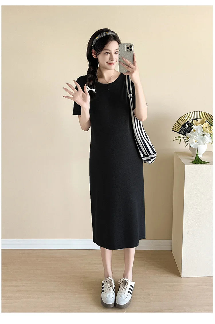 Maternity Dress: Back-Cutout Knit &Lace Maxi - Sophisticated Pregnancy Gown with Designer Details for Fashionable Expecting Moms