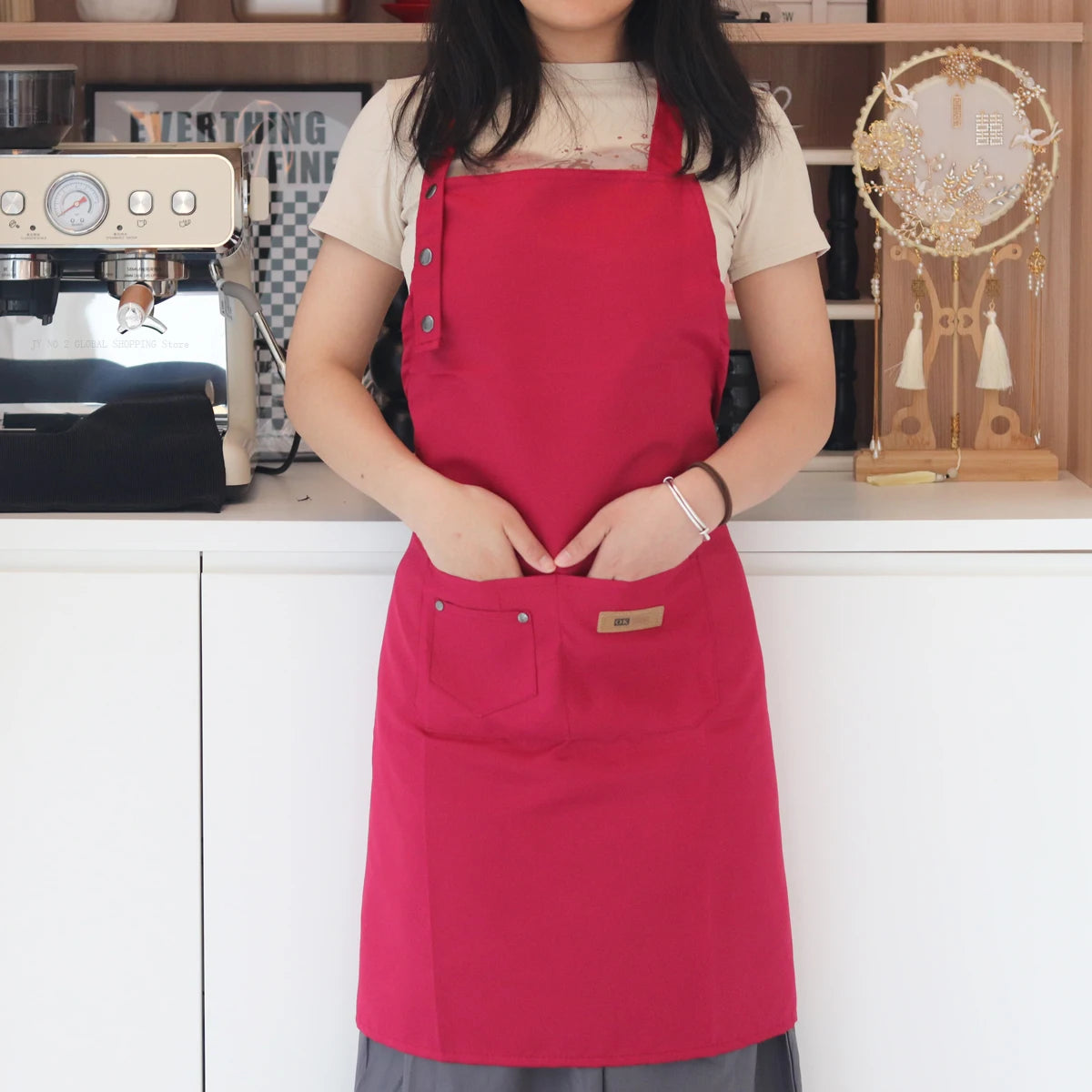 Fashion Kitchen Aprons Adjustable Bib Apron with Pockets Cooking Aprons Restaurant Chef Work Waterproof Anti-oil Stain Apron