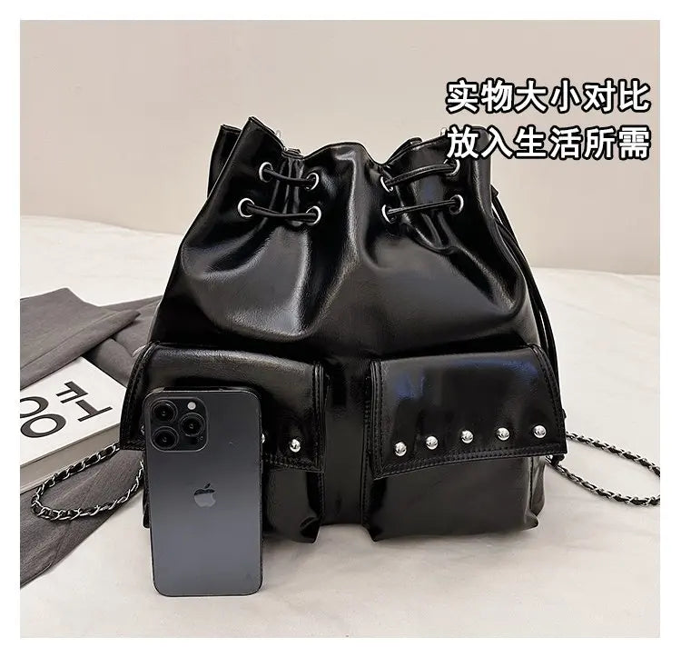 Women's Hand Bag With Elegant Classic Style And Premium Leather Featuring Trendy Design For Commute