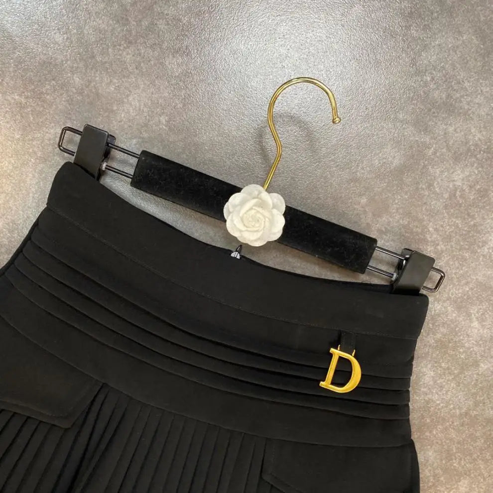 Women's Skirt 2024 Summer Fashion High Waisted White Metal D-pendant Decor Casual Temperament Pleated A-line Skirt With Lining
