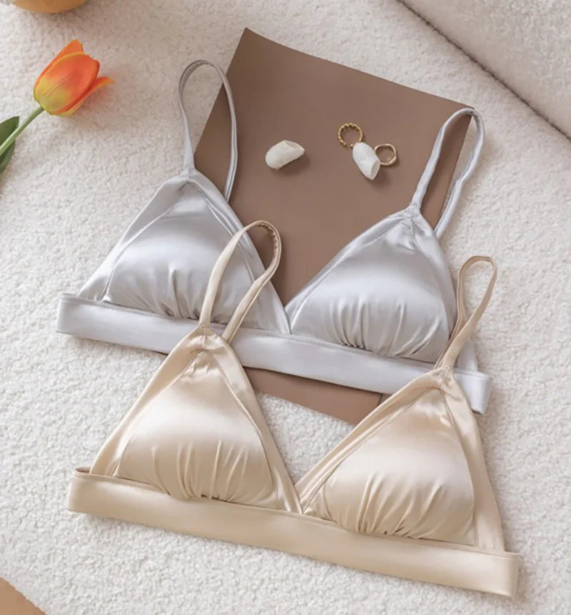 Bralettes for Women 93.8% Mulberry Silk Bra Wireless Wire Free No Underwire Sleep Padded Sexy Triangle V Neck Everyday Bra