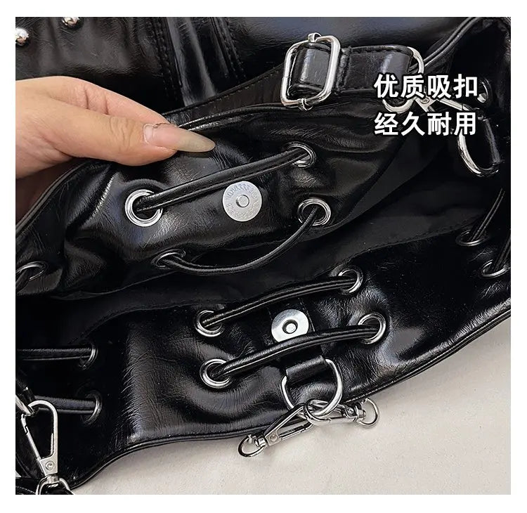 Women's Hand Bag With Elegant Classic Style And Premium Leather Featuring Trendy Design For Commute