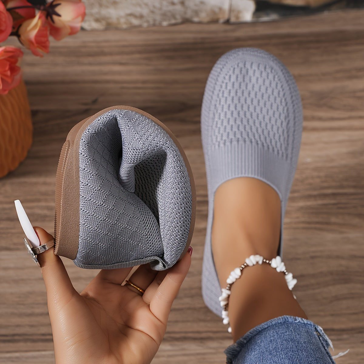 Ladies' Oversized Shoes, Wide-Fit Footwear, Plus-Size Women'S Shoes, Comfortable And Loose-Fitting for All Seasons, New Indoor And Outdoor Styles.