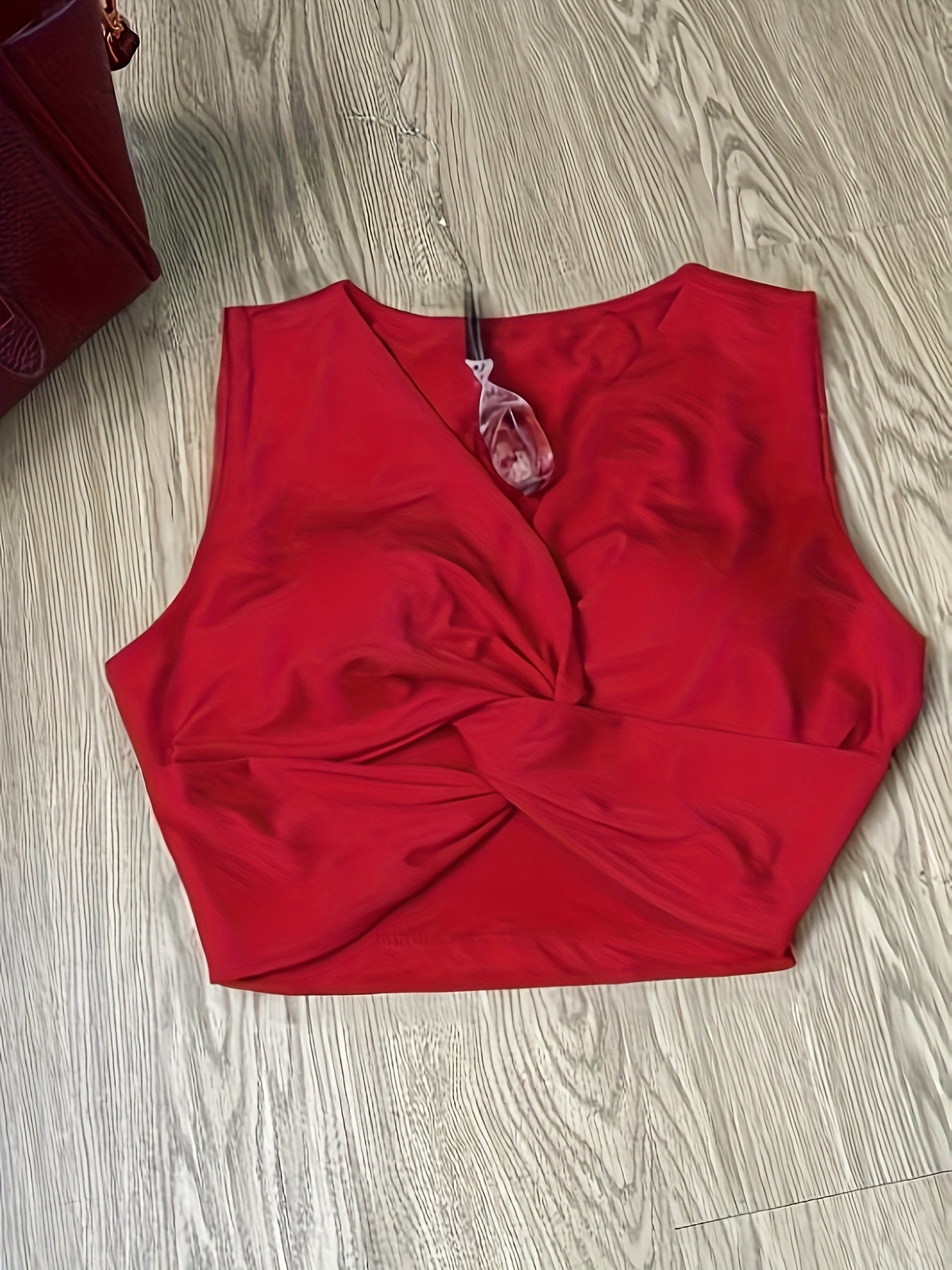 European and American Fashion Women's Sexy Pleated Half-Length Skirt Set, Stylish Two-Piece Dress for Festive Casual Elegance