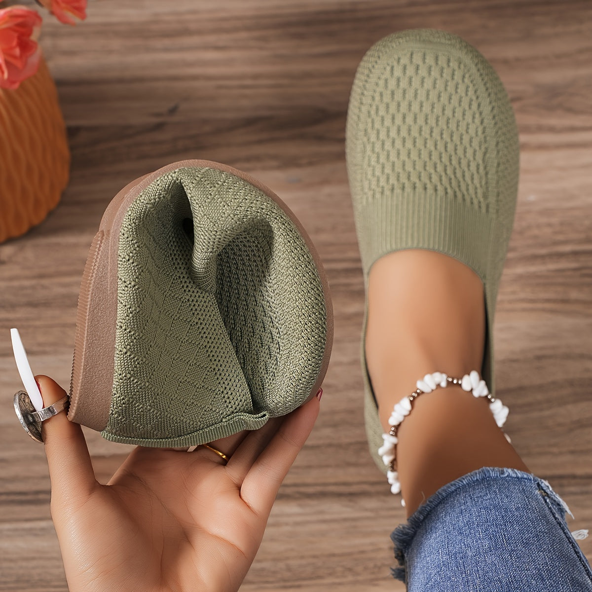 Ladies' Oversized Shoes, Wide-Fit Footwear, Plus-Size Women'S Shoes, Comfortable And Loose-Fitting for All Seasons, New Indoor And Outdoor Styles.