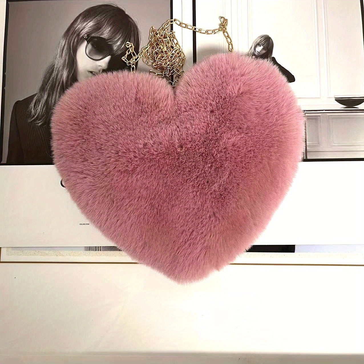 Cute Heart-Shaped Faux Fur Crossbody Purse - Women Handbags & Wallets - Fashionable Chain Shoulder Bag with Soft Fuzzy Lining, Perfect Valentine's Day Gift for Her, Lovers, and Friends
