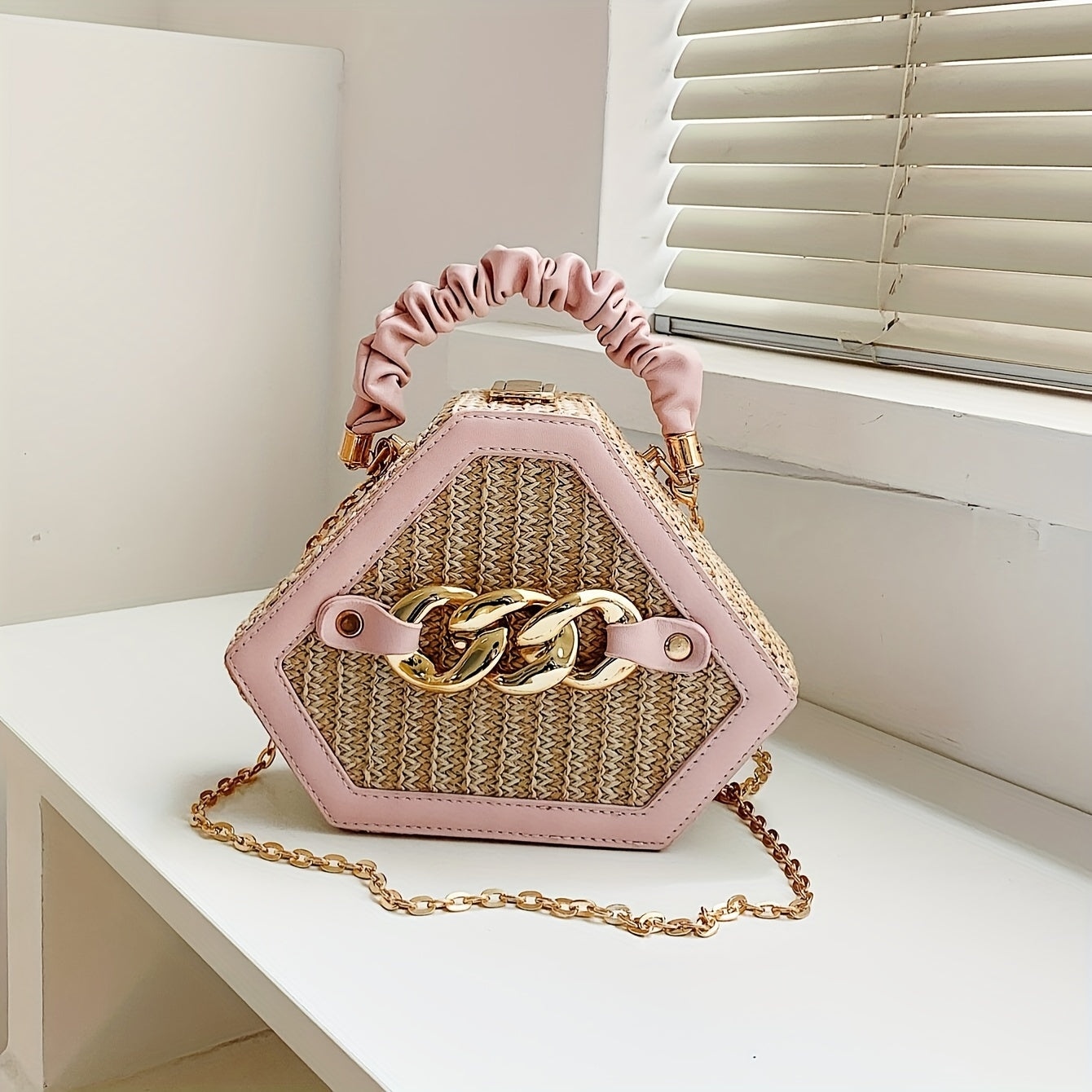 [Woven Handbag | Golden-Tone] Women's Woven Handbag | Golden-Tone Hardware & Chain Strap | Hexagonal Box Purse in Black/Beige | Durable Paper Material & Lining | Elegant Everyday & Formal Events | Crossbody or Handheld Bag |