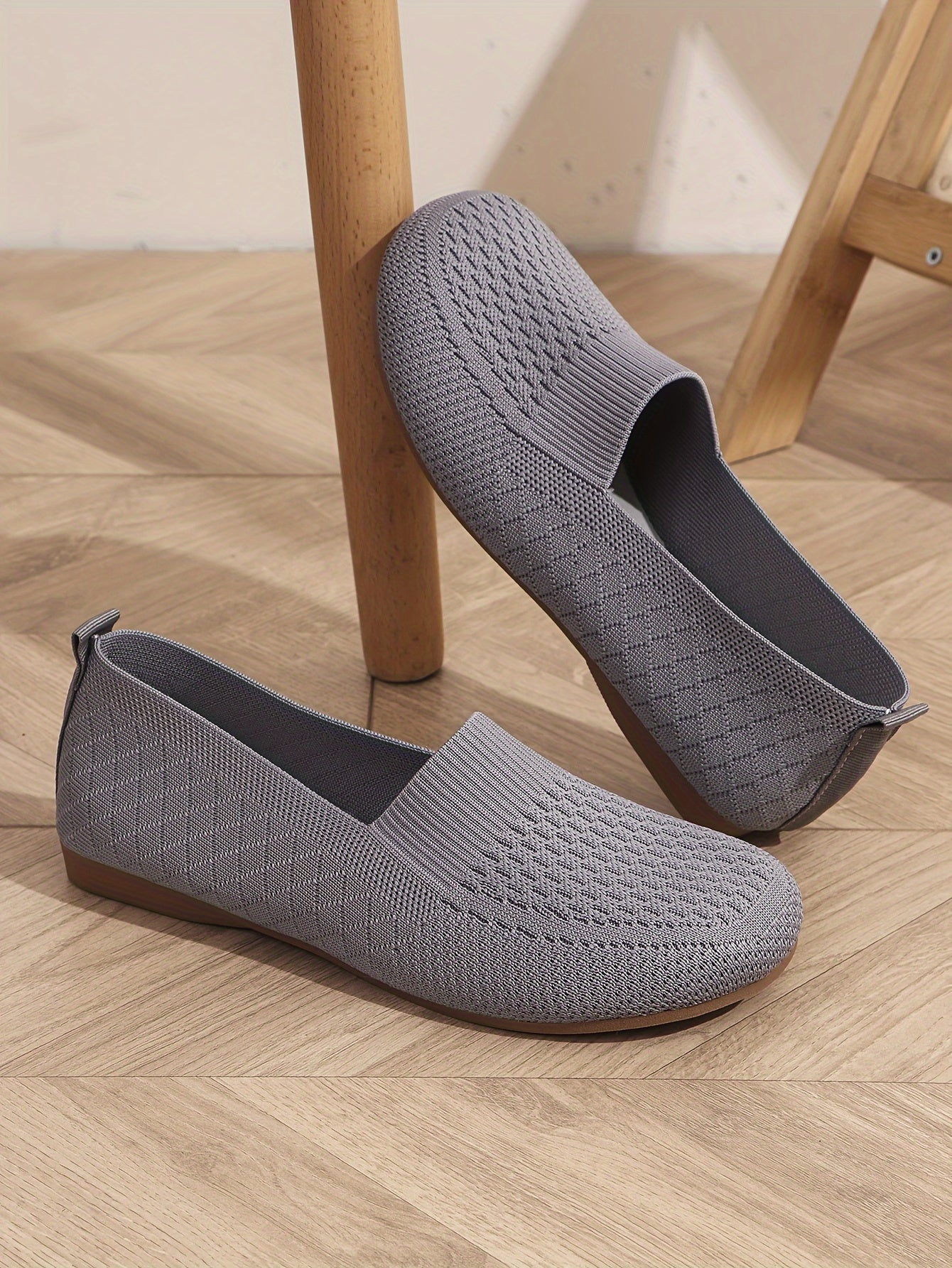 Ladies' Oversized Shoes, Wide-Fit Footwear, Plus-Size Women'S Shoes, Comfortable And Loose-Fitting for All Seasons, New Indoor And Outdoor Styles.